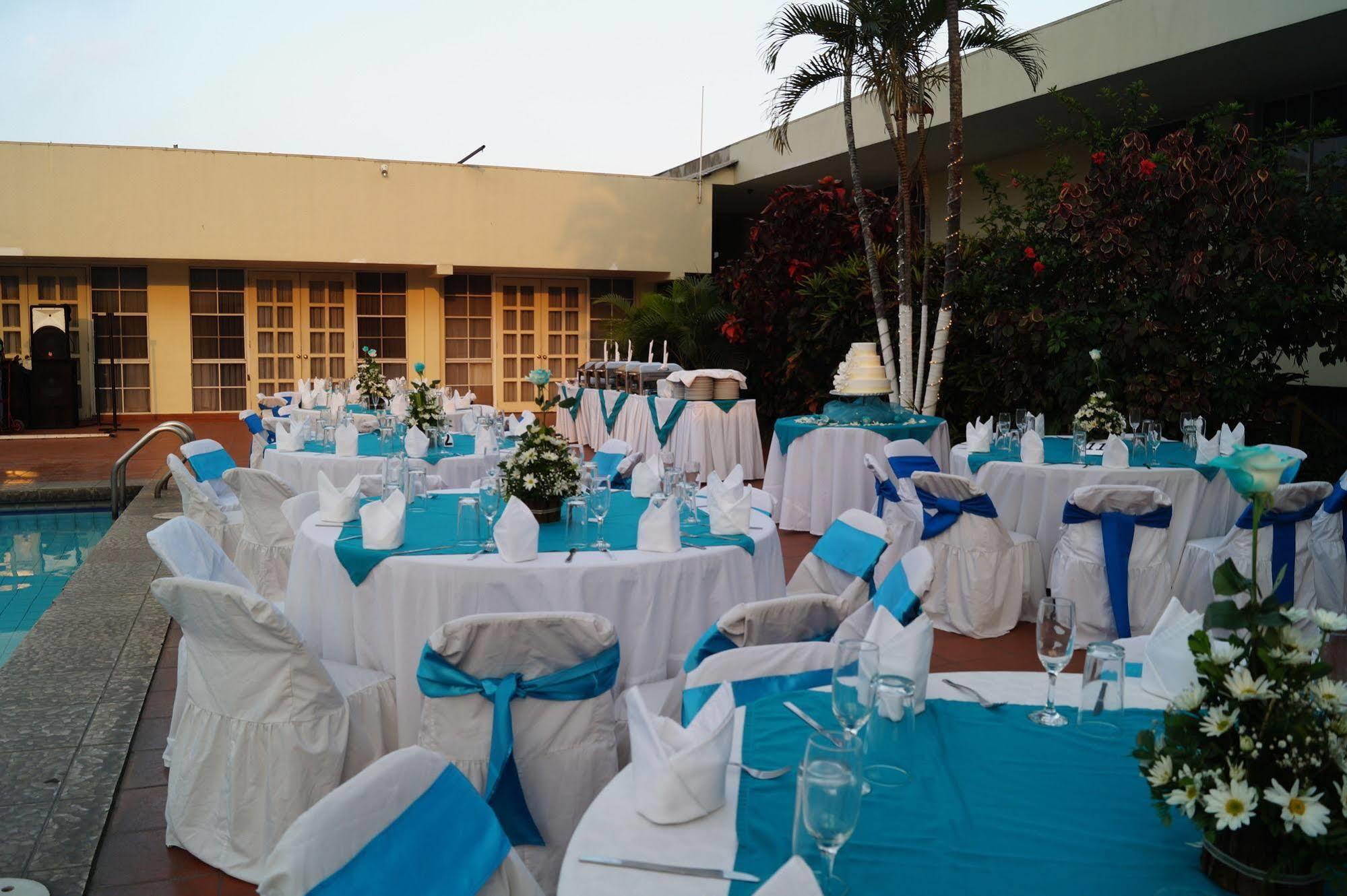 Siesta Hotel And Casino Antiguo Cuscatlán Exterior foto